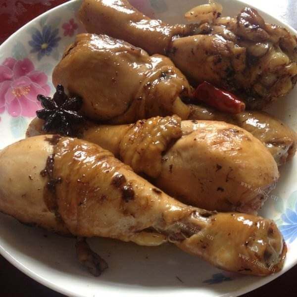 美味的腌鸡腿
