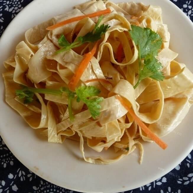 家常凉拌酸辣豆皮