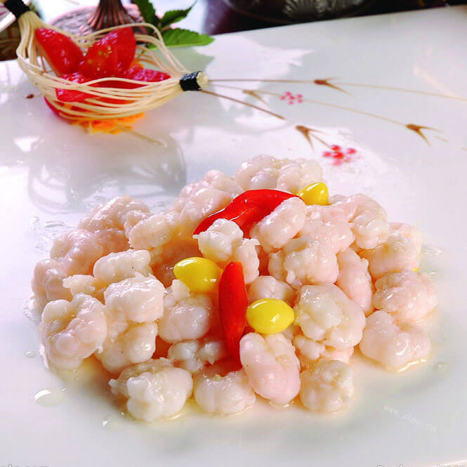 家常清炒手剥河虾仁
