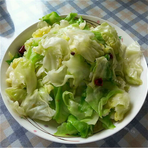 美味的油激包菜丝