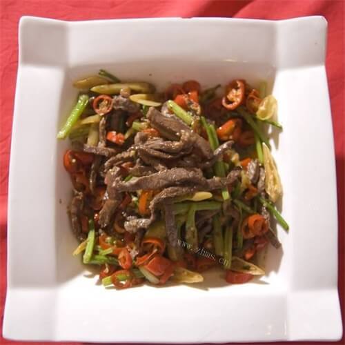 爆炒牛肉