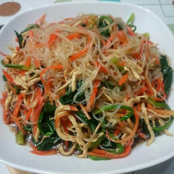 爽口凉拌菠菜粉丝面筋