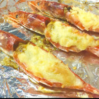 鲜嫩醇香芝士焗阿根廷红虾