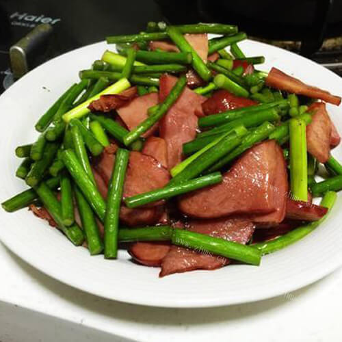 家常蒜苔肉片