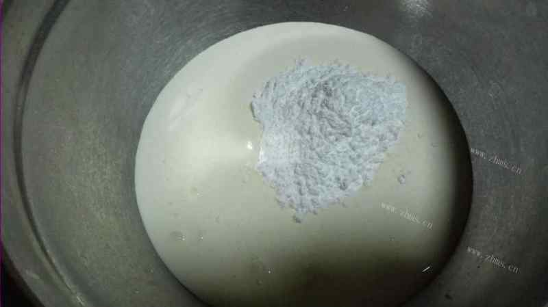 酸甜芒果酸奶娃娃脸雪糕做法图解3)