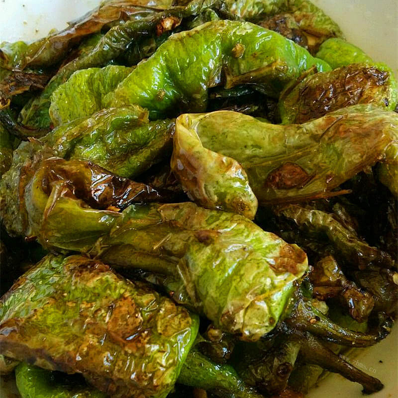 美味电饼铛虎皮辣子