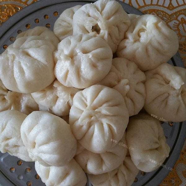 鲜美牛肉酸菜包