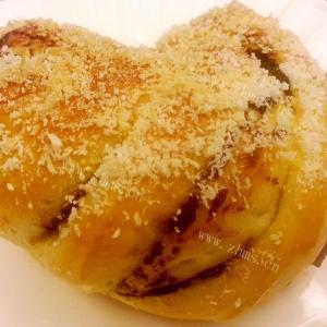 美味的仿火鸡椰蓉面包
