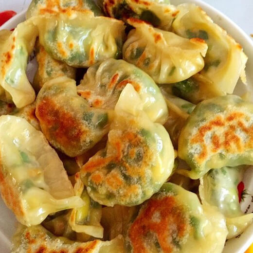 家常韭菜鸡蛋煎饺