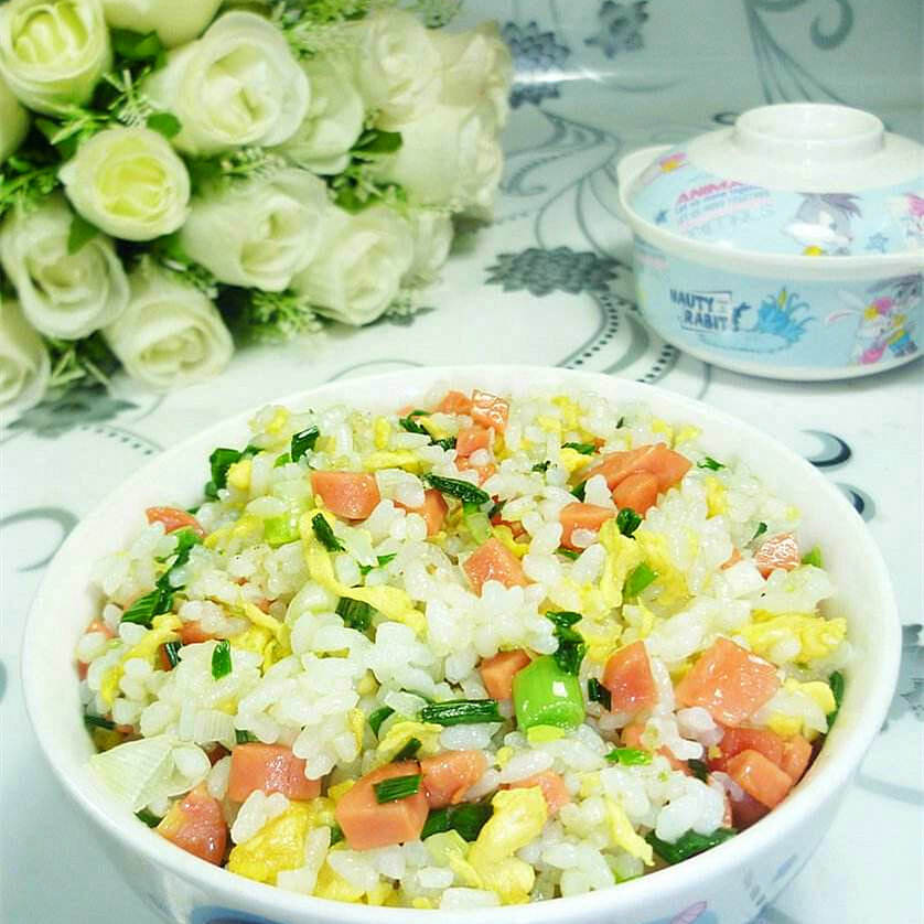 养胃蔬菜鸡蛋炒米饭
