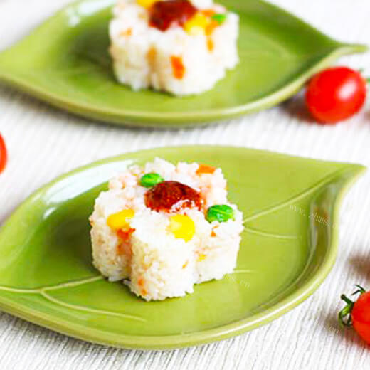 美味的花朵饭团