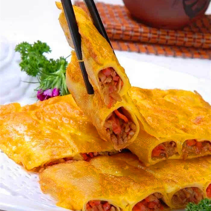 美味的干豆腐猪肉卷