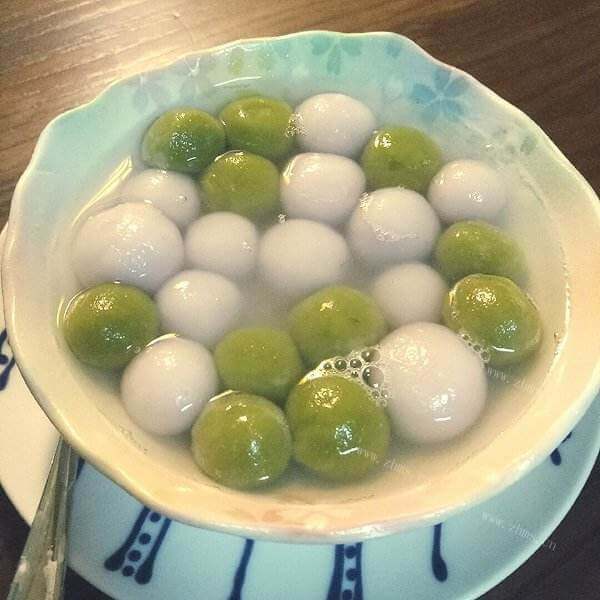 自制翡翠蔬菜汤圆 