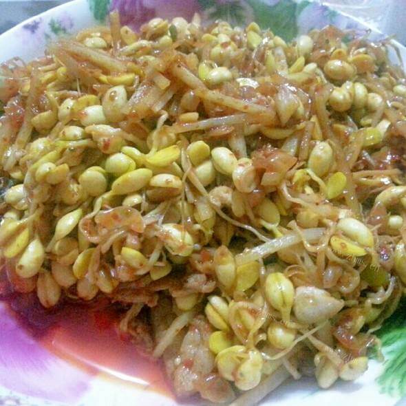 自制土豆炒豆芽