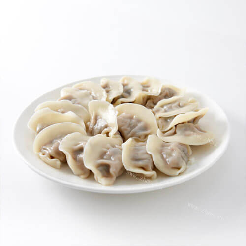 美味的素馅三鲜水饺