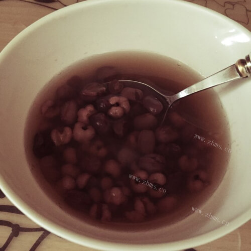 营养黑红豆薏仁粥