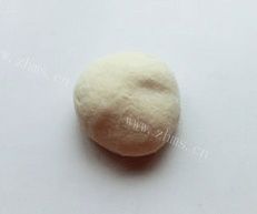 好吃的爆浆蓝莓披萨做法图解2)