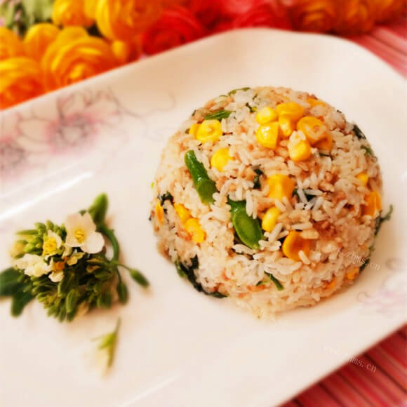 家常玉米肉末炒饭