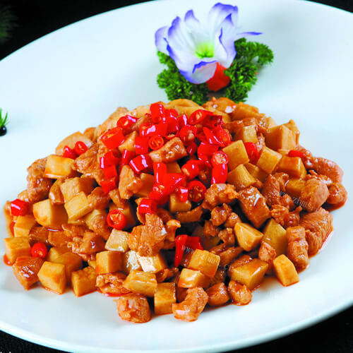 美味的杏鲍菇焖鸭肉