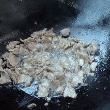 香鲜至极的扁豆炒肉片做法图解5)