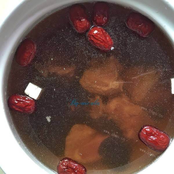 美味的生熟地鸡汤