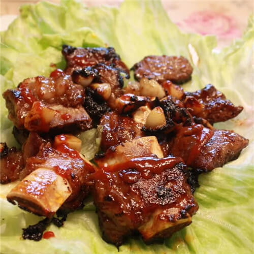 美味的蒜香小排