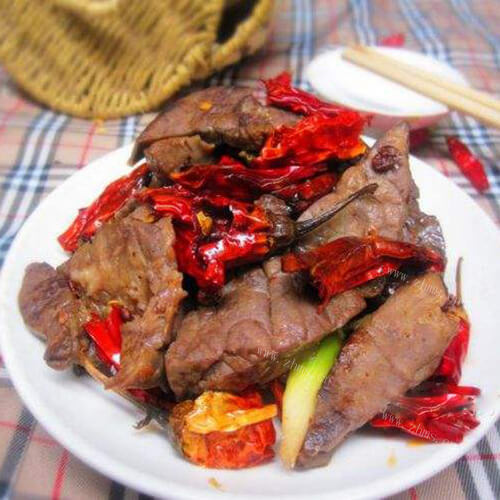 美味的辣子猪肺