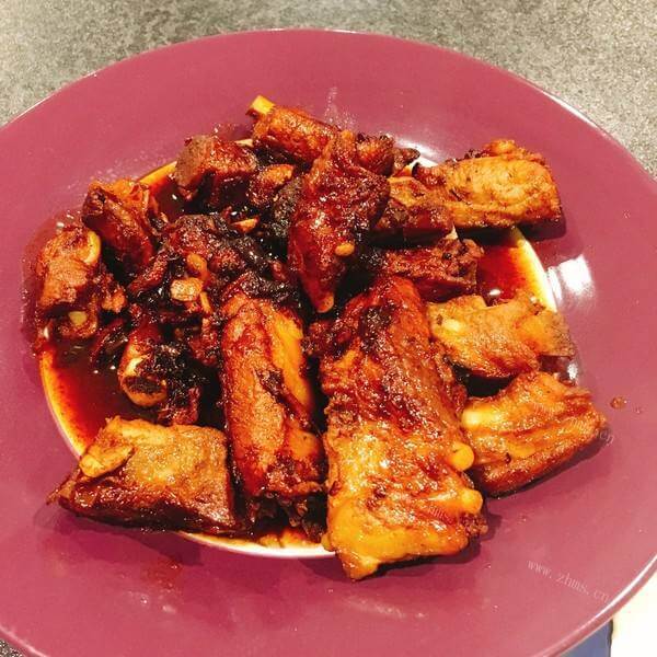 好吃的简易红烧排骨
