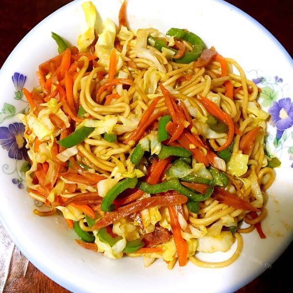 好吃的美味炒面