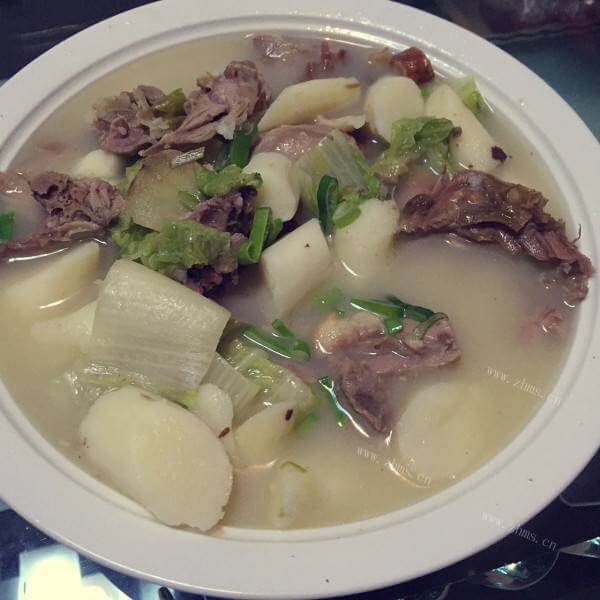 好吃的白萝卜煲鸭肉