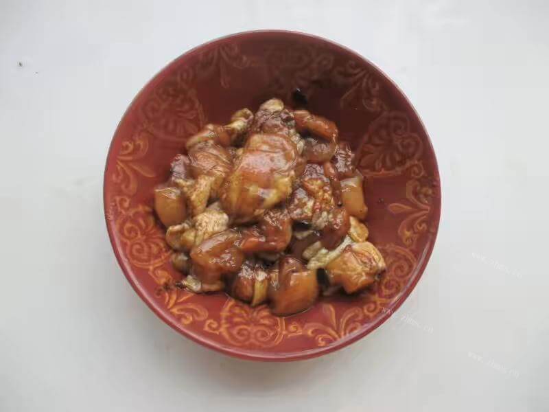 酥香美味的排骨酥面做法图解4)