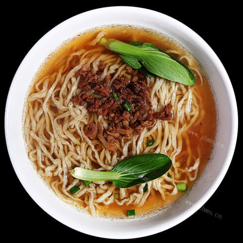 好吃的鱼香肉丝面