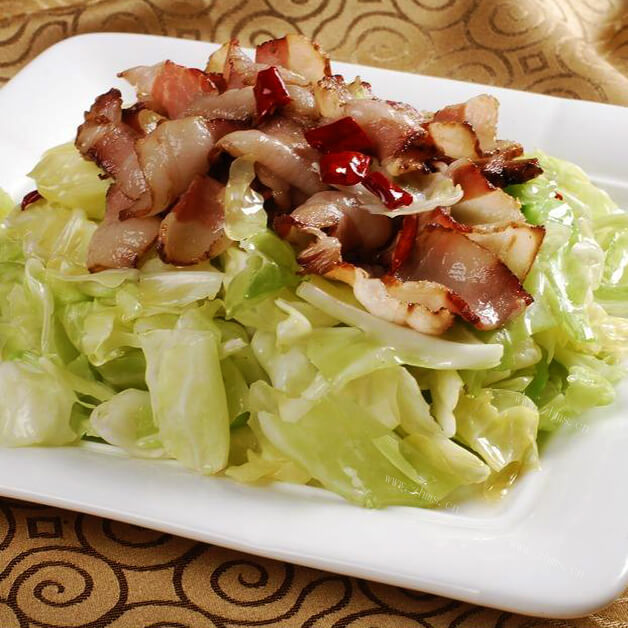 美味可口包菜干焖肉