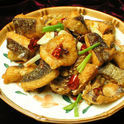  美味的电饭煲糍粑鱼 