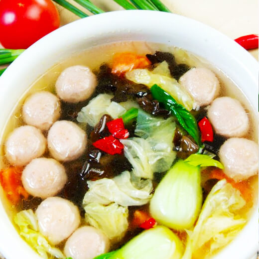 美味的鹌鹑蛋烩白菜