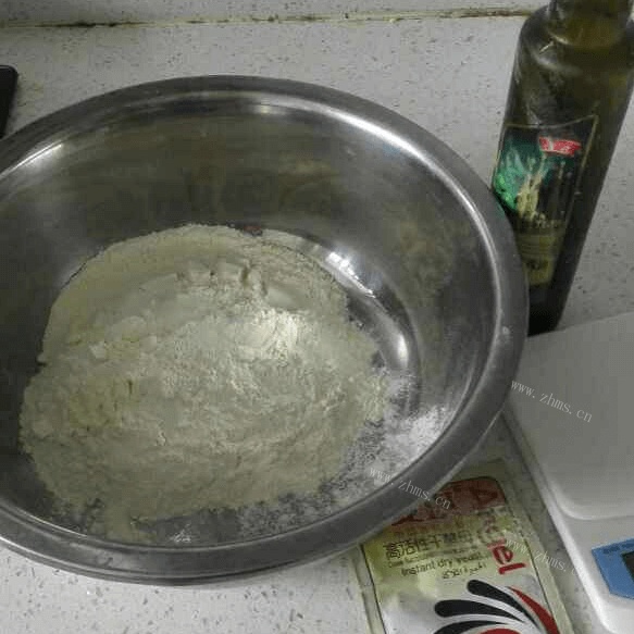 自制蔬菜披萨做法图解1)