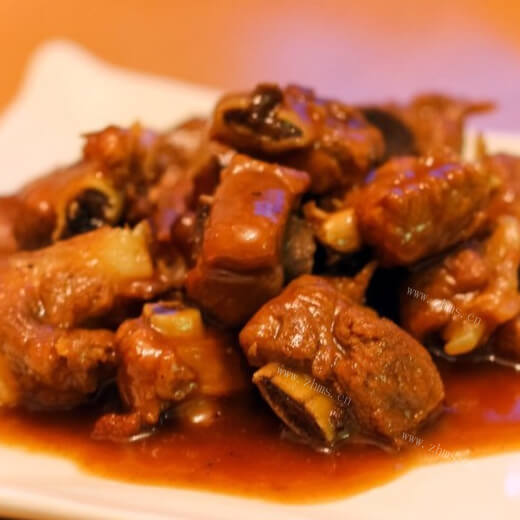 美味的焦糖醋排骨