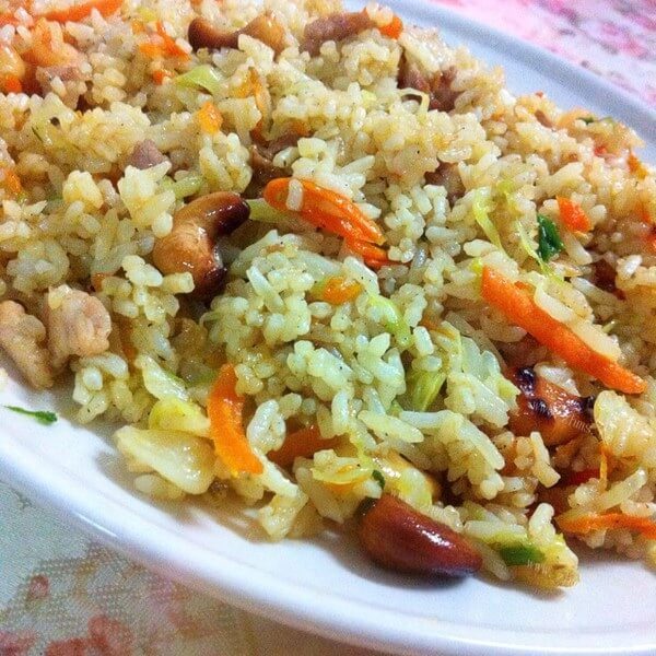 好吃的剁椒包菜蛋炒饭