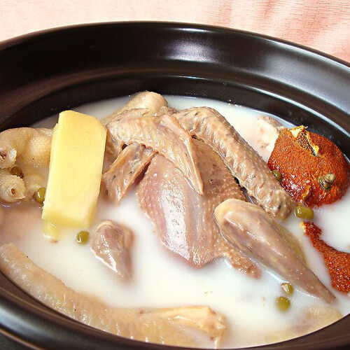 营养的十全大补乳鸽汤煲