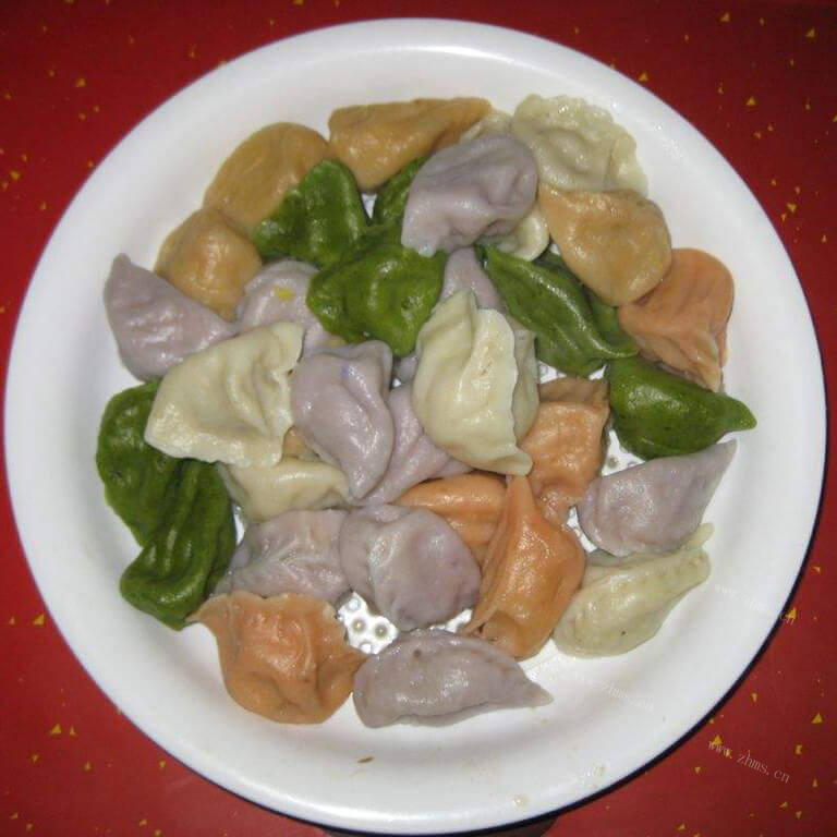 美味的五彩牛肉水饺