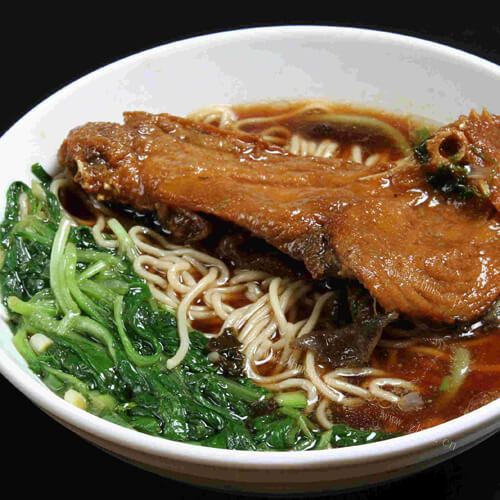 美味的熏鱼银丝面 