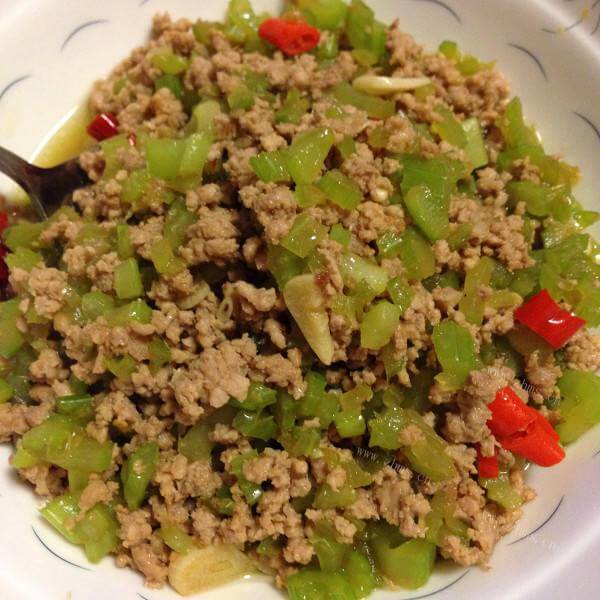 美味的芹菜牛肉粒
