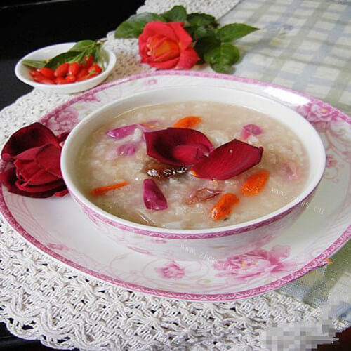 健康的醇香美味豆浆粥