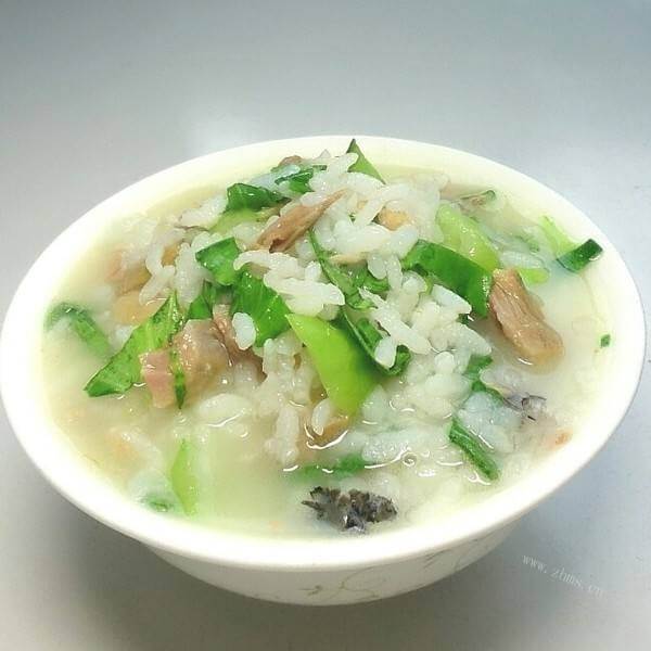 好吃的咸肉香芋大米粥