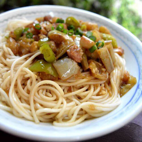 美味三丁酱拌面