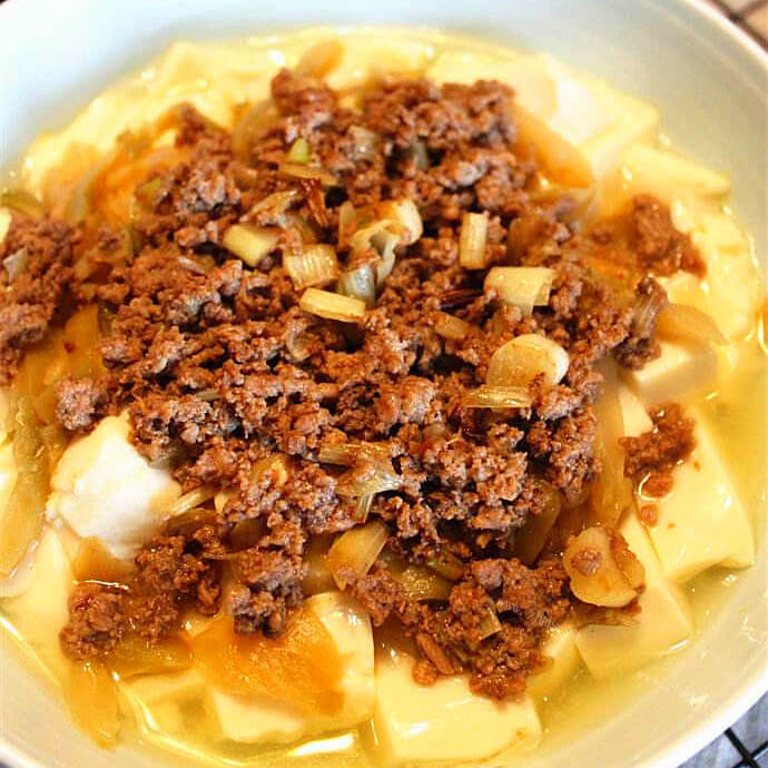 美味的蒸肉末豆腐
