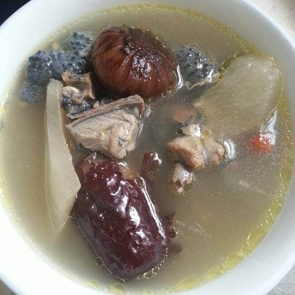 有营养的肉苁蓉红枣乌鸡汤