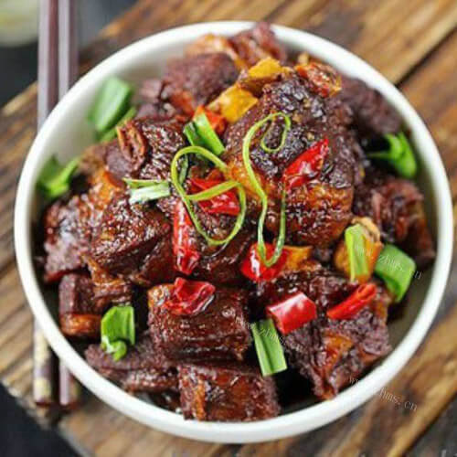 美味的红烧羊腱子