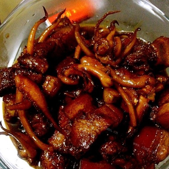 美味的墨斗鱼红烧肉