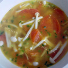 美味的番茄白玉菇汤
